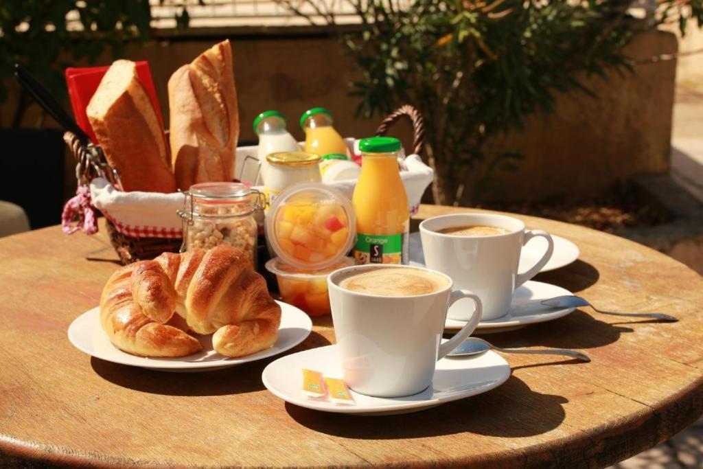 Brouzet-les-Ales Mont Bouquet Lodge-Residence Hoteliere מראה חיצוני תמונה