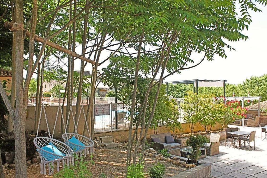 Brouzet-les-Ales Mont Bouquet Lodge-Residence Hoteliere מראה חיצוני תמונה