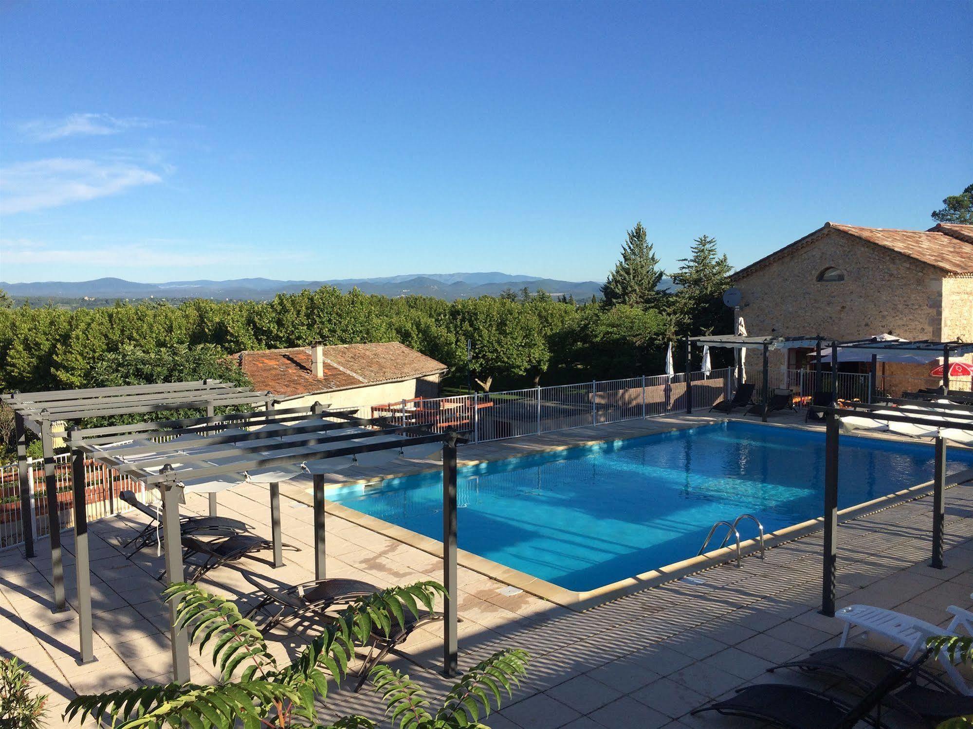 Brouzet-les-Ales Mont Bouquet Lodge-Residence Hoteliere מראה חיצוני תמונה